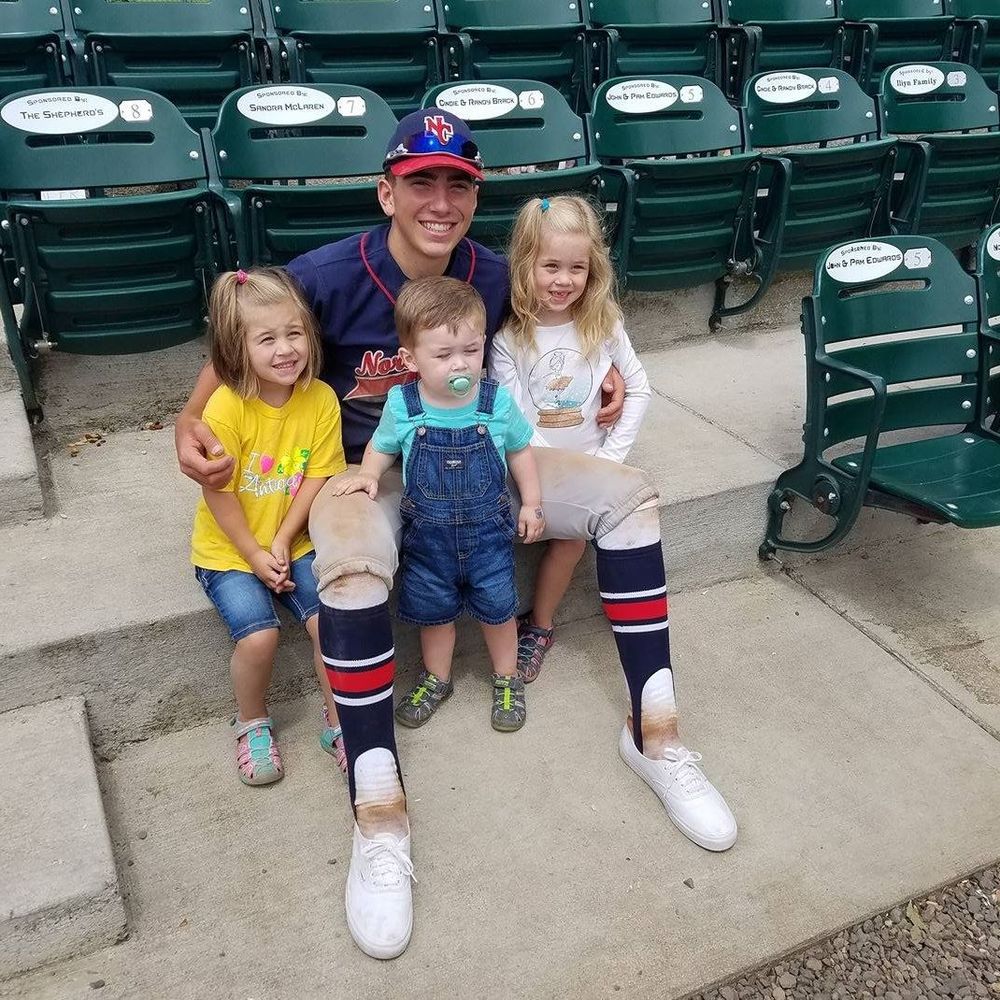 Meet your Posher, Brogan